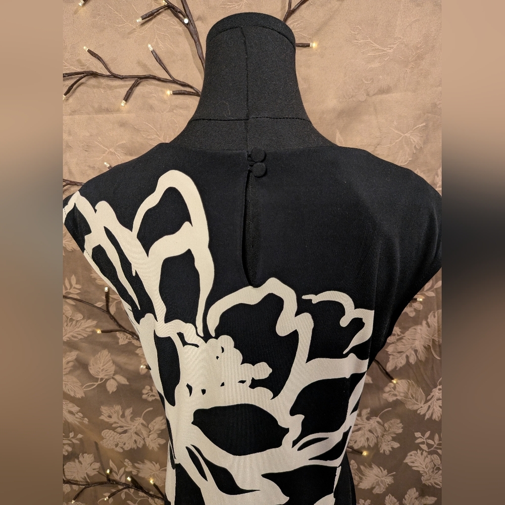B. Calm Black And White Floral Sleeveless Dress, Size 10, EUC! - Picture 4 of 5